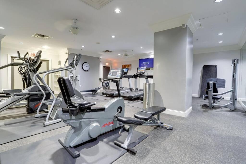 Fantastic 1 Bedroom Condo At Ballston With Gym Arlington Extérieur photo